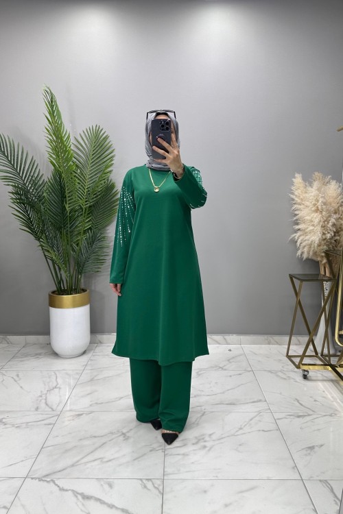 Esila Takım Zümrüt