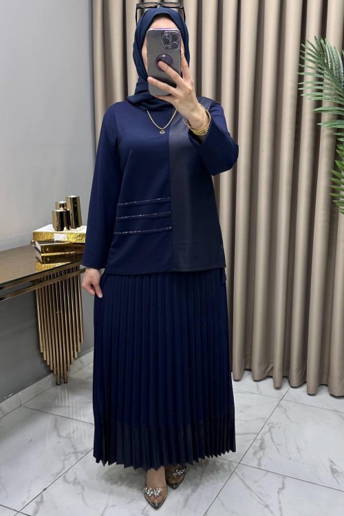 Özlem Takım Lacivert