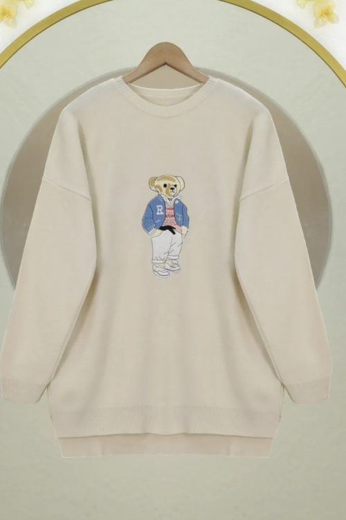 Ayıcık İşlemeli Arkası Uzun Triko Kazak -Krem