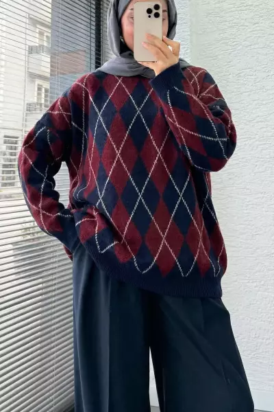 Baklava Kazak- 2 Farklı Kırmızı Lacivert