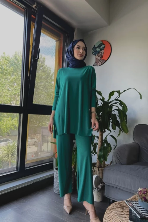 İkra Sandy Takım- Zümrüt