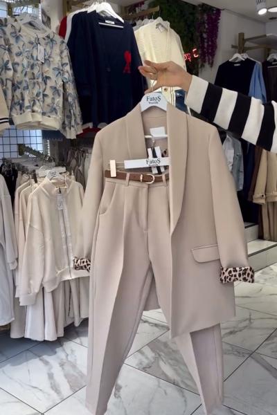 Leopar Astarlı Ceket Pantolon Kemerli 3lü Takım - Bej