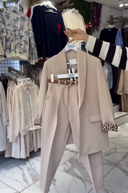 Leopar Astarlı Ceket Pantolon Kemerli 3lü Takım - Bej