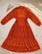 Riva Viskon Elbise- Kremit