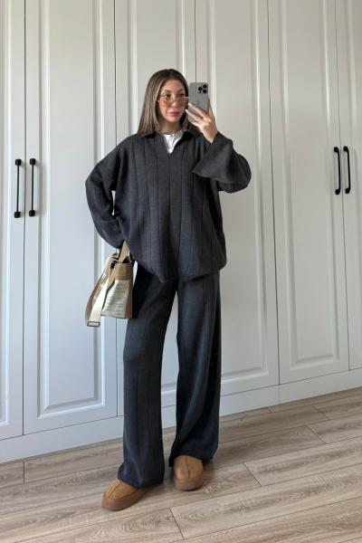 V Yaka Triko Takım- Gri